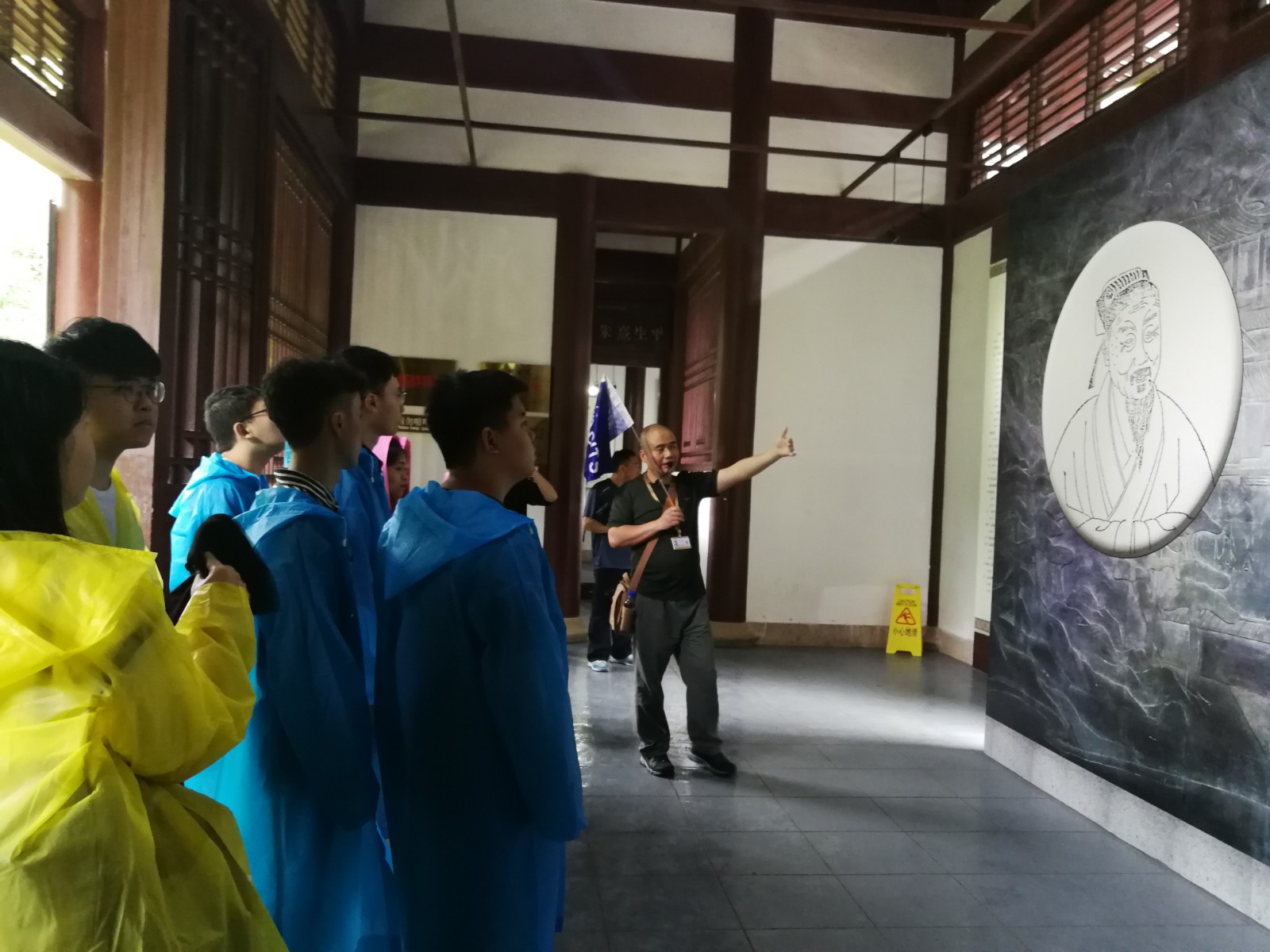 导游讲解朱熹文化.jpg 导游讲解朱熹文化.jpg