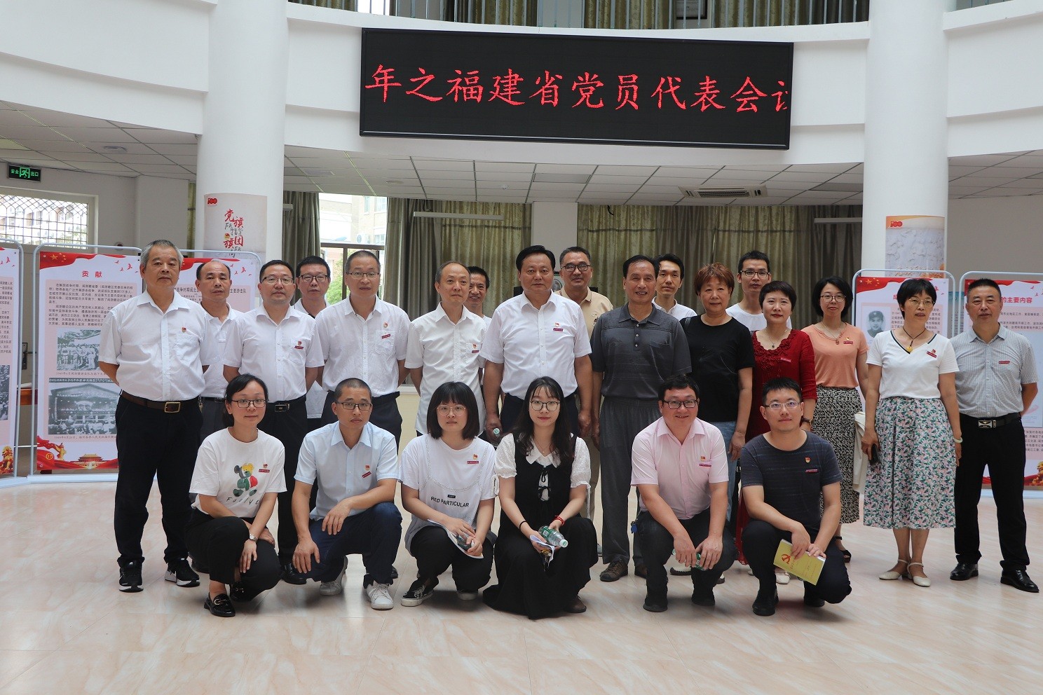图片展4.JPG 图片展4.JPG