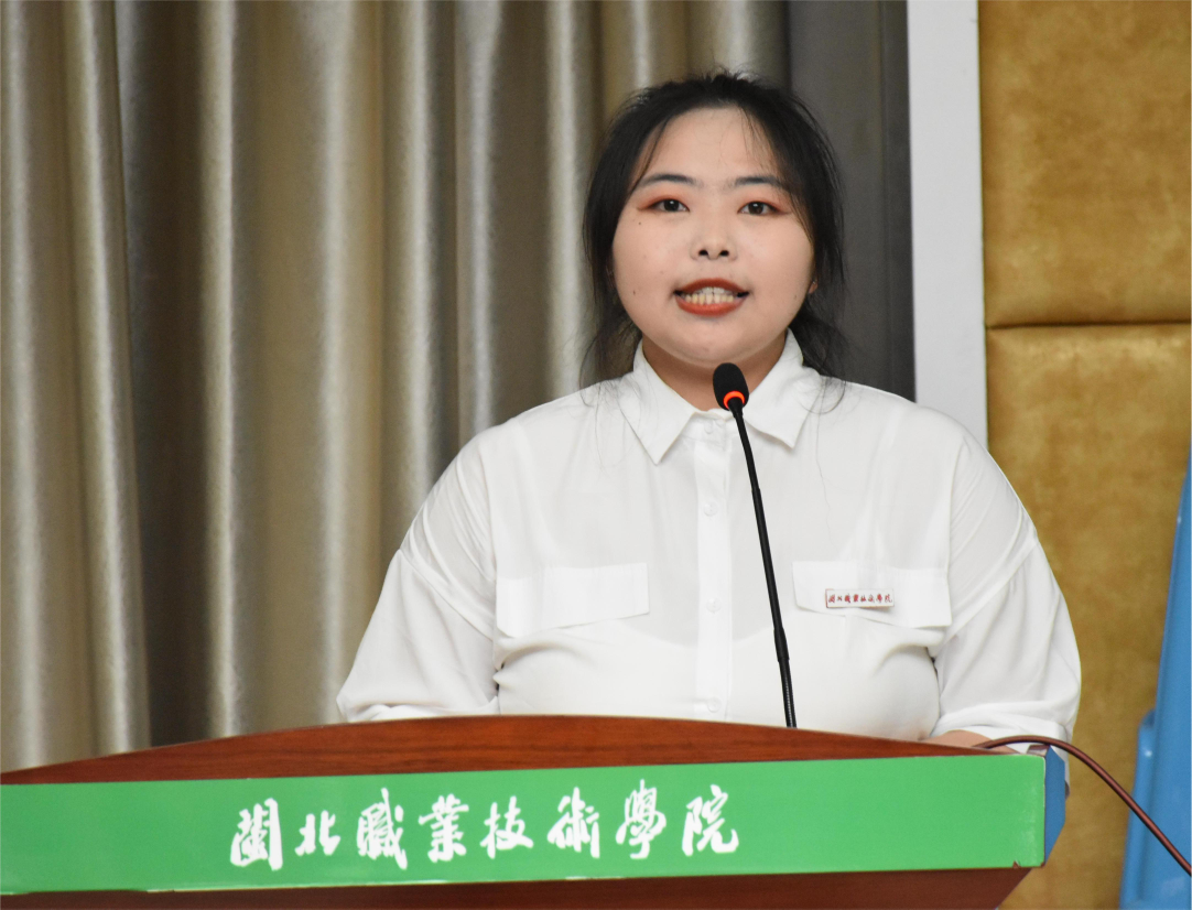 QQ图片20220614220414.png QQ图片20220614220414.png