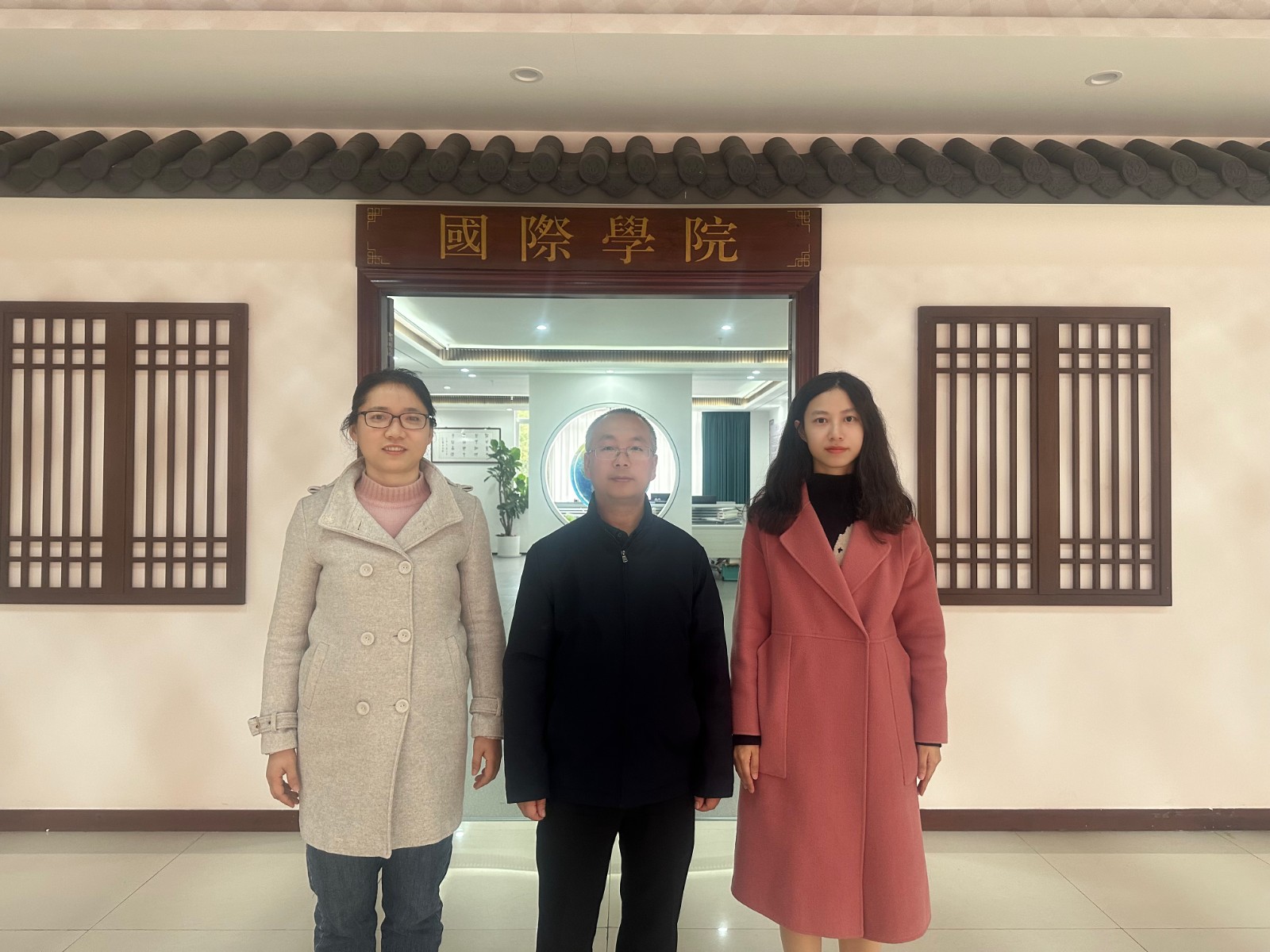 八.jpg 八.jpg