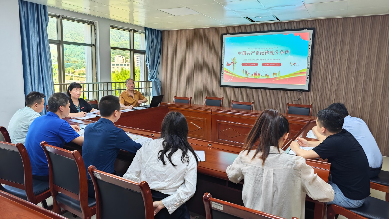 ce7af91b7f46c8fa642f4812fb1efe9.jpg ce7af91b7f46c8fa642f4812fb1efe9.jpg