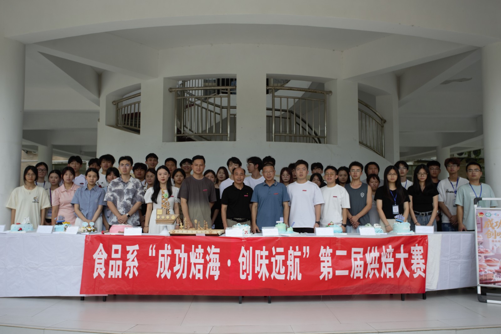2F4A1100.jpg