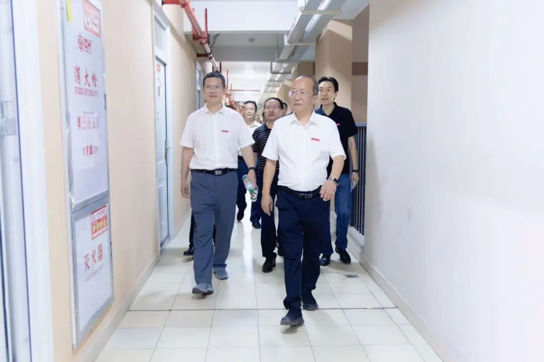 微信图片_2025-09-12_000352_869.jpg