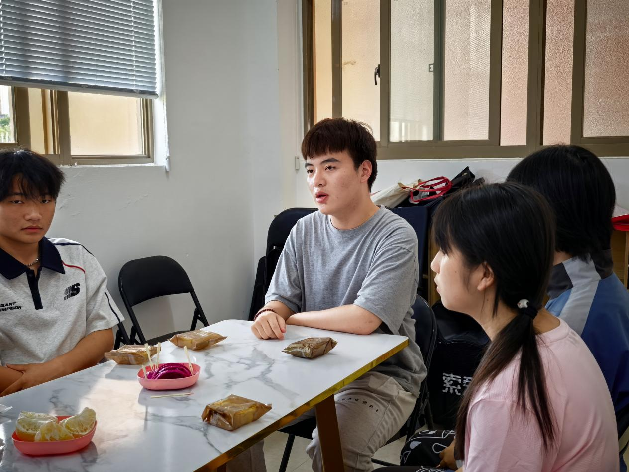 图片2.png 图片2.png