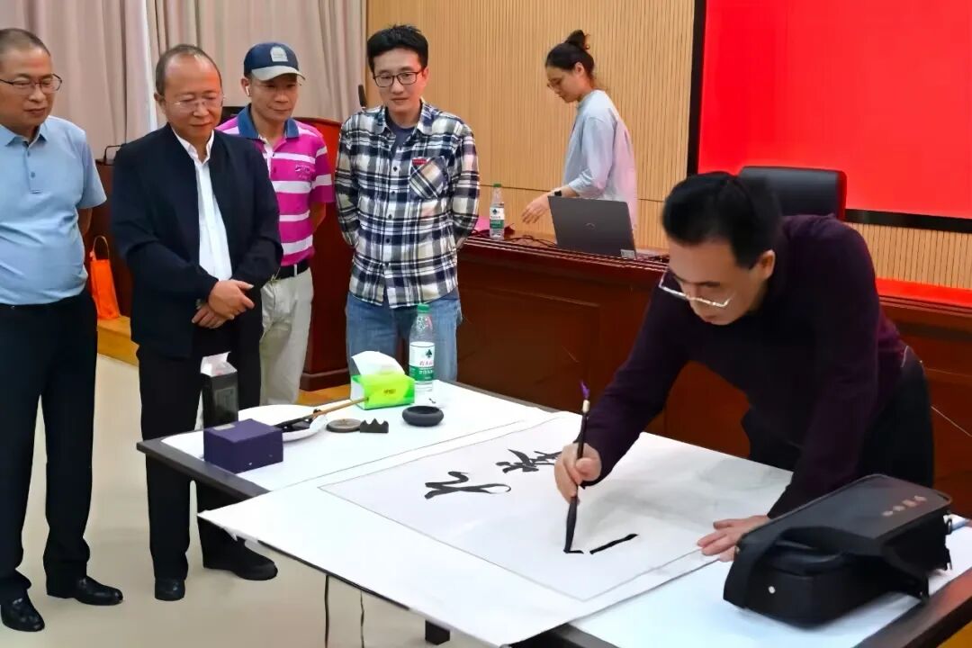 640 (2).jpg 640 (2).jpg