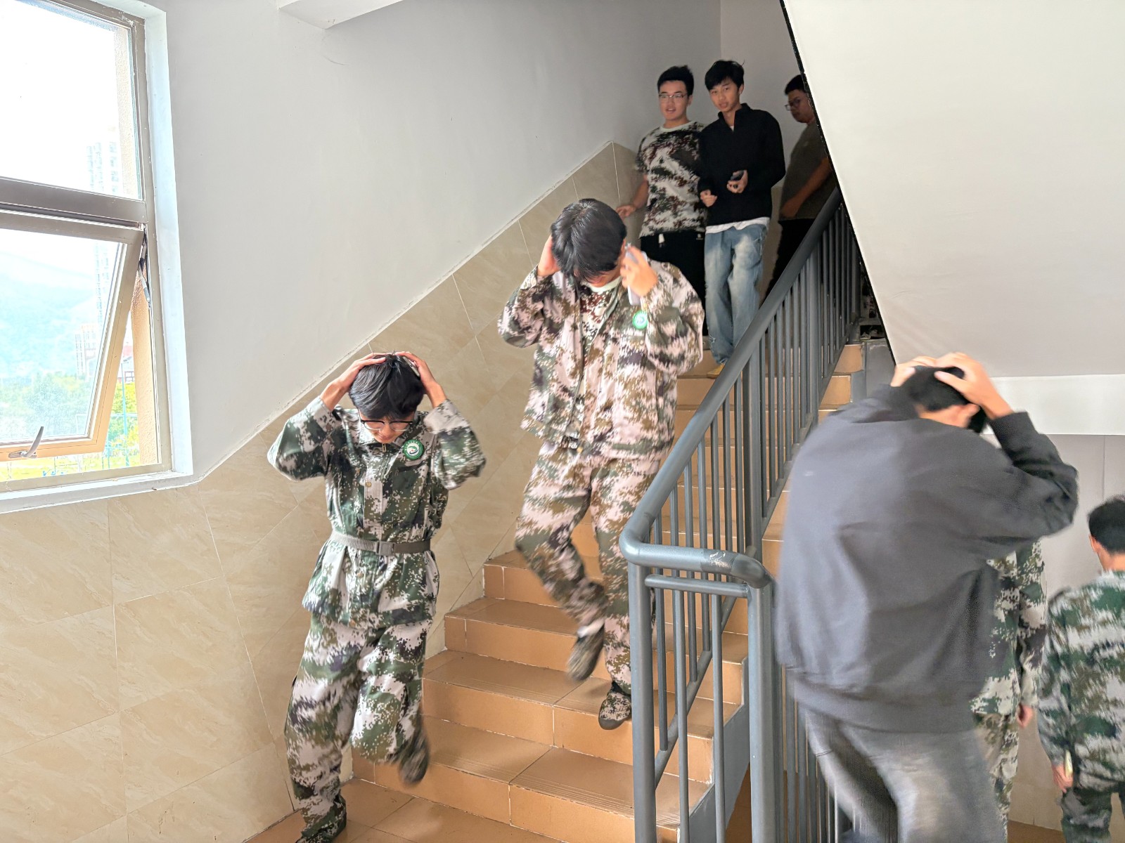 微信图片_20251023223948_3_2.jpg 微信图片_20251023223948_3_2.jpg