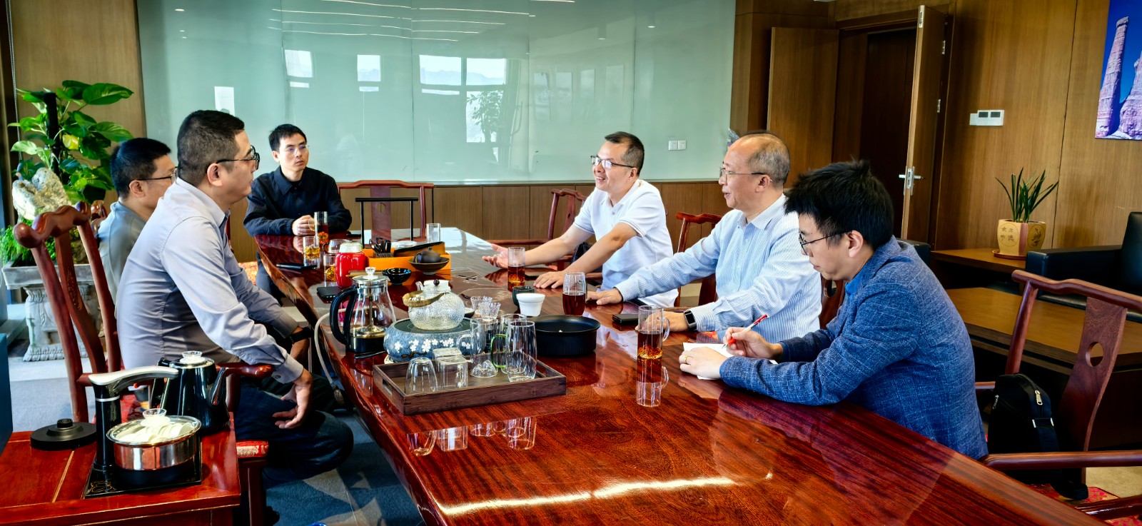 04 达美文化-座谈交流.jpg 04 达美文化-座谈交流.jpg