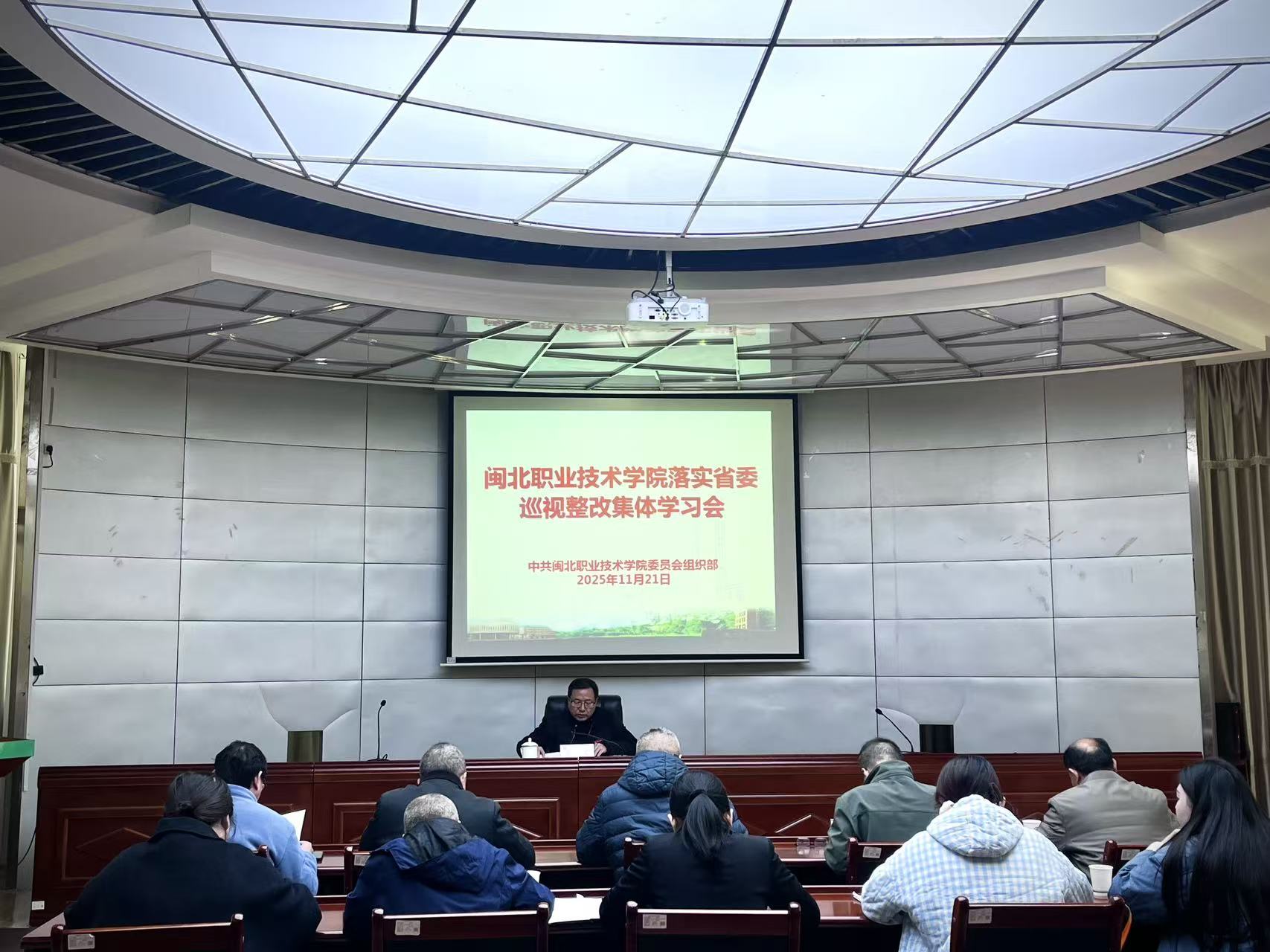 封面.jpg 封面.jpg