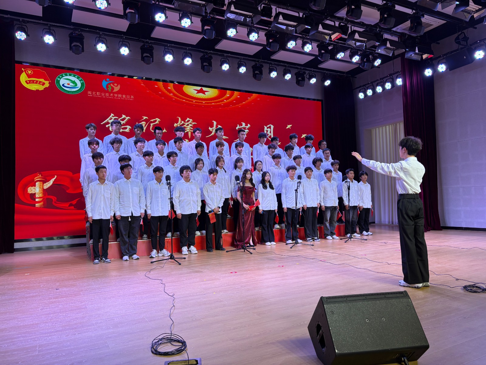 微信图片_20251202215311_90_2.jpg 微信图片_20251202215311_90_2.jpg