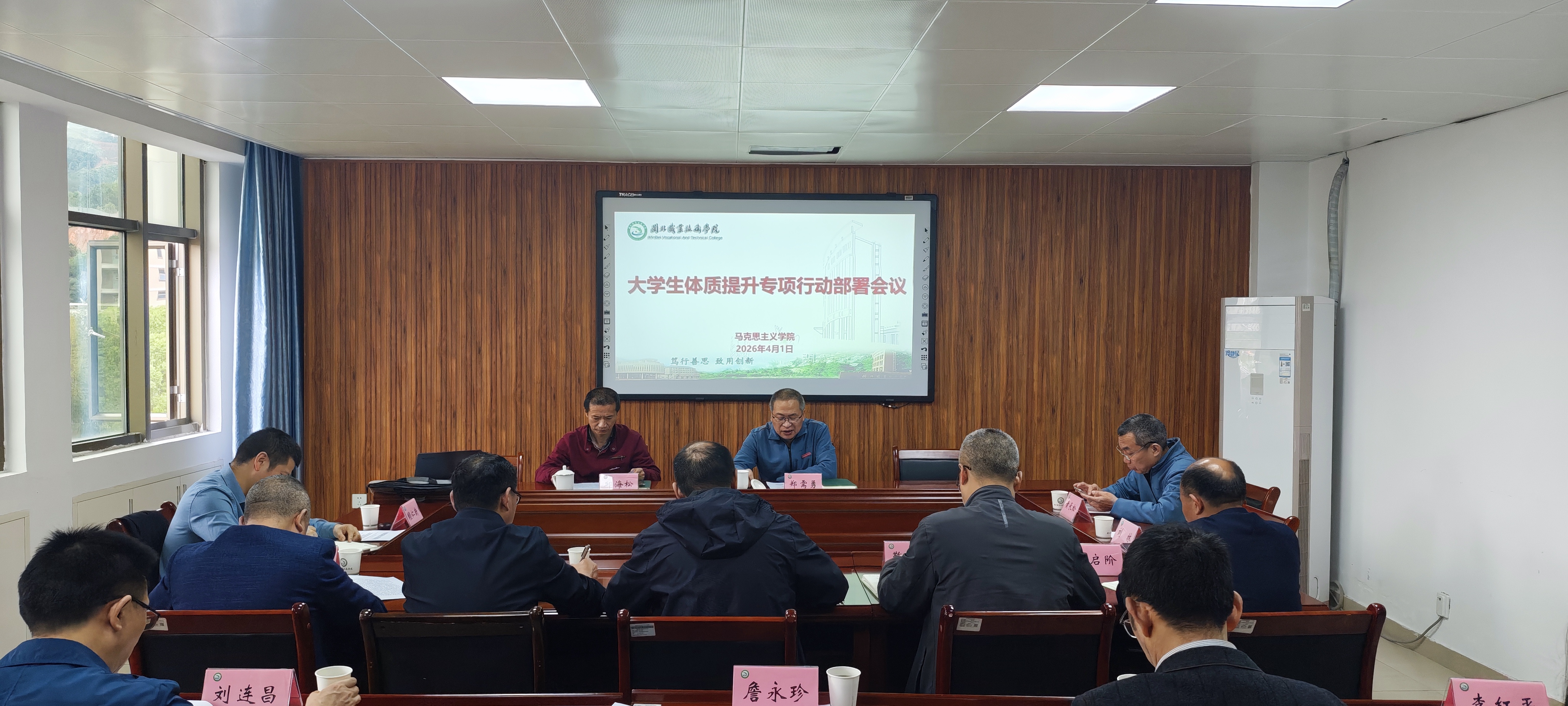 069dd9e9198961bbf367325dbfc1ce1.jpg 069dd9e9198961bbf367325dbfc1ce1.jpg